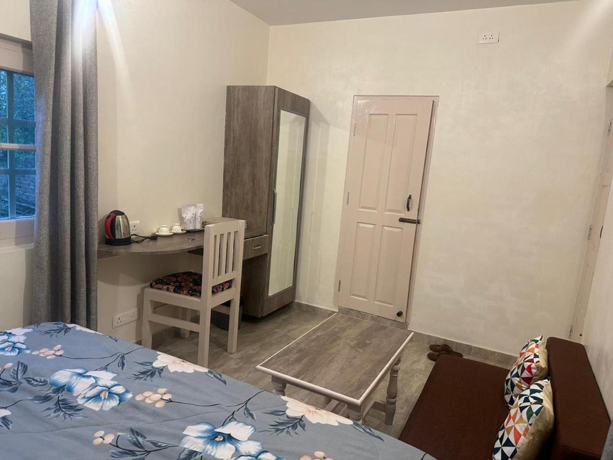 Farsal Villa Srinagar  Bagian luar foto