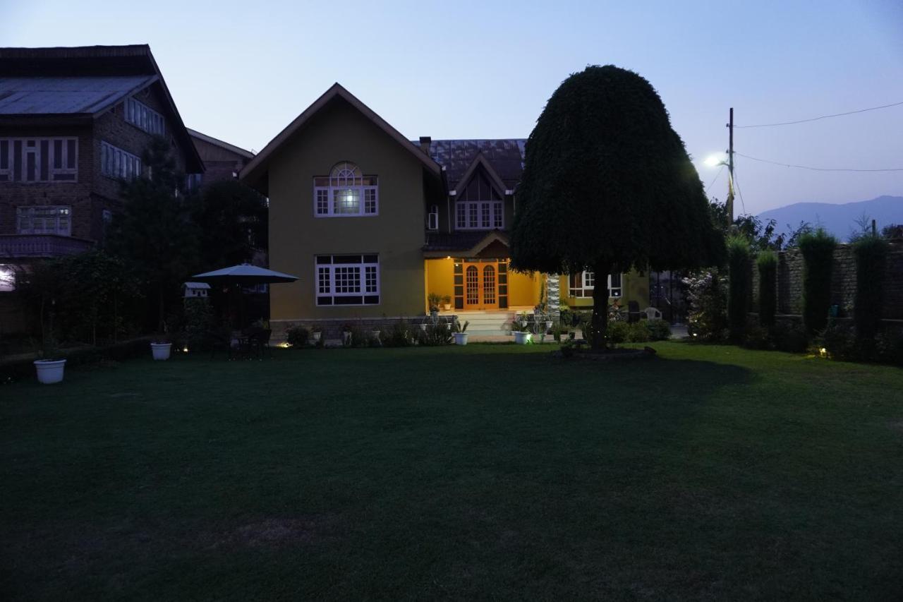Farsal Villa Srinagar  Bagian luar foto